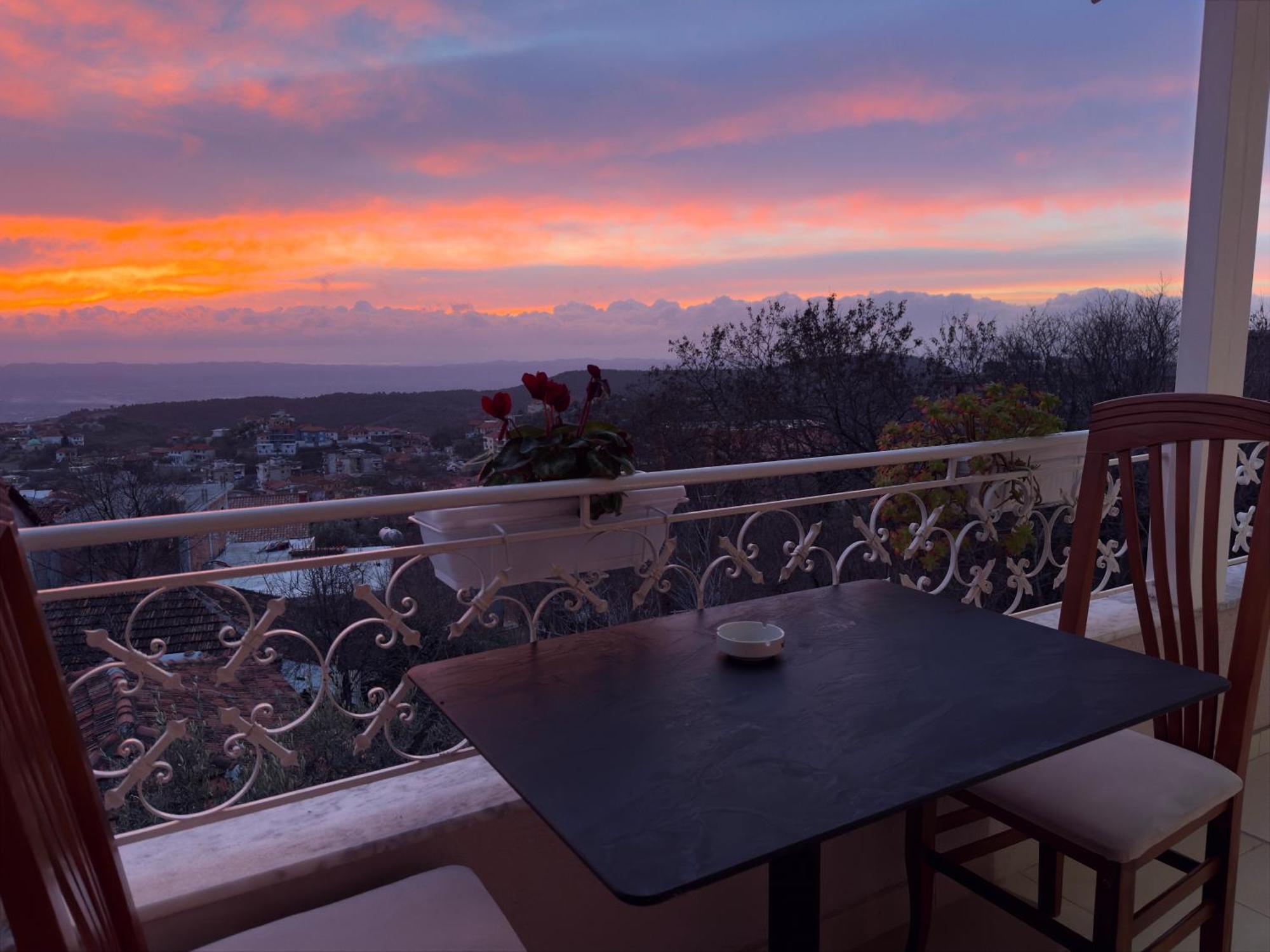Krujë Alesio Guest House מראה חיצוני תמונה